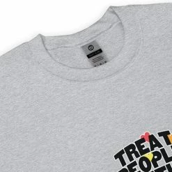 Promo โ๏ธ Gildan Sweater Sweatshirt | Harry Styles | Treat People With Kindness | Fine Line | Muziek | Merchandise | Merch - Maat M - Trui - Kleding - Crewneck - Hoodie - Grijs - Unisex - Katoen - Polyester - Lange Mouw ๐ 8 Promo โ๏ธ Gildan Sweater Sweatshirt | Harry Styles | Treat People With Kindness | Fine Line | Muziek | Merchandise | Merch - Maat M - Trui - Kleding - Crewneck - Hoodie - Grijs - Unisex - Katoen - Polyester - Lange Mouw ๐ -Dameskleding Verkoopwinkel 550x476