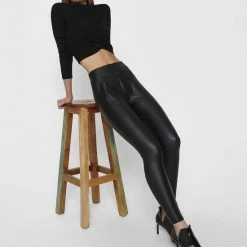 Goedkoopste 🔥 ONLY ONLCOOL 🧥 COATED LEGGING NOOS JRS Dames Legging - Maat 42-44 ✨ -Dameskleding Verkoopwinkel 550x696 10