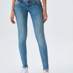 Top 10 🔥 LTB 👖 Jeans LTB Julita X 👖 Jeans Volwassenen Lichtblauw 👏 20 Top 10 🔥 LTB 👖 Jeans LTB Julita X 👖 Jeans Volwassenen Lichtblauw 👏 -Dameskleding Verkoopwinkel 550x727