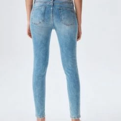 Begroting โ๏ธ LTB ๐ Jeans LTB Lonia ๐ Jeans Volwassenen Lichtblauw ๐ 26 Begroting โ๏ธ LTB ๐ Jeans LTB Lonia ๐ Jeans Volwassenen Lichtblauw ๐ -Dameskleding Verkoopwinkel 550x728 5