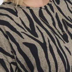 Flash-uitverkoop 🧨 ONLY CARMAKOMA CARALBA 3/4 TOP Dames Tshirt - Maat M46/48 💯 -Dameskleding Verkoopwinkel 550x733 371