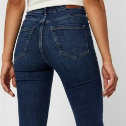 Beste recensies van ✔️ VERO MODA VMSOPHIA HW SKINNY 👖 JEANS MD BL NOOS Dames 👖 JEANS - Maat XL 🥰 -Dameskleding Verkoopwinkel 550x733 432
