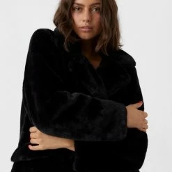 Flash-uitverkoop 😀 VERO MODA VMSUIELLY LONG FAUX FUR 🧥 COAT BOOS Dames Jas - Maat L 🎁 -Dameskleding Verkoopwinkel 550x738 2