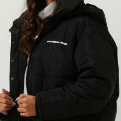 Beste Pirce 🤩 Colourful Rebel Ruya Jas Zwart Dames - Boxy Fit - Polyester - S 🔥 -Dameskleding Verkoopwinkel 550x785 22