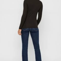 Gloednieuw ๐ VERO MODA VMAVA LULU LS ROLLNECK BLOUSE GA NOOS Dames T-shirt - Maat S ๐ 31 Gloednieuw ๐ VERO MODA VMAVA LULU LS ROLLNECK BLOUSE GA NOOS Dames T-shirt - Maat S ๐ -Dameskleding Verkoopwinkel 550x822 3