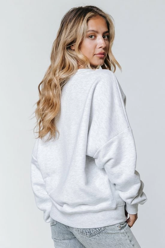 Aanbiedingen 🎉 Colourful Rebel Rebel Patch Trui Grijs Dames - Loose Fit - Katoen - M ⭐ 4 Aanbiedingen 🎉 Colourful Rebel Rebel Patch Trui Grijs Dames - Loose Fit - Katoen - M ⭐ - Afbeelding 2