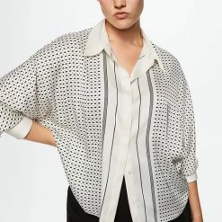 Promo 🎁 Mango Blouse Blouse Met Geometrisch Patroon 37037734 99 Dames Maat - M 🎉 -Dameskleding Verkoopwinkel 550x825 237