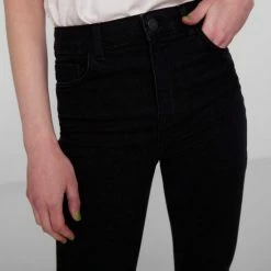 Hete verkoop 🥰 Pieces Dames 17111068 PEGGY FLARED HW 👖 JEANS BL-VI BC Zwart - Maat L 🎁 -Dameskleding Verkoopwinkel 550x825 294