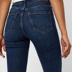 Beste recensies van ✔️ VERO MODA VMSOPHIA HW SKINNY 👖 JEANS MD BL NOOS Dames 👖 JEANS - Maat XL 🥰 -Dameskleding Verkoopwinkel 550x825 395
