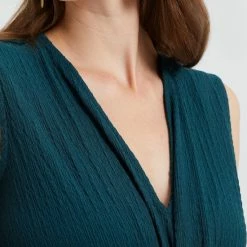 Top 10 ❤️ WE Fashion Dames Jumpsuit Met Knoopdetail En Structuur 🥰 -Dameskleding Verkoopwinkel 550x836 1